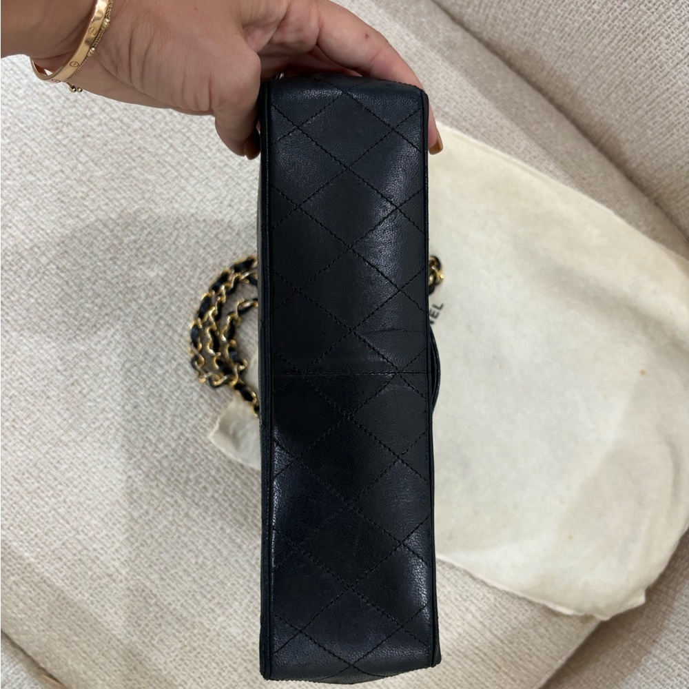 Authentic CHANEL black lambskin wild stitch vintage Diane bag - Picture 4 of 16